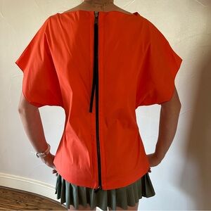 VIONNET NWOT Back Zipper Blouse🌸